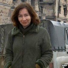 Natalia Estemirova in the Chechen capital Grozny (file photo September 2004)