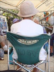 Pensioner at the Henoko sit-in camp