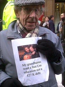 Protester, Newcastle