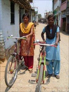 Puja Kumari and Kiran Thakur