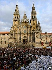 Crowds wait outside the Santiago de Compostela cathedral in northern Spain during a visit by Pope Benedict XVI on 6 November 2010