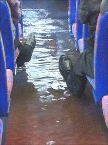 Flooded bus in Edinburgh Pic: Nikki Runefox