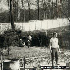 Garden scene in Klein-Glienicke