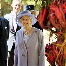 The Queen admires flowers at the at the Canberra Floriade