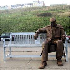 Ray Lonsdale sculpture titled Freddie Gilroy and the Belsen Stragglers