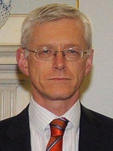 Martin Weale