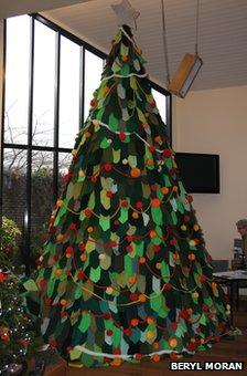 Knitted Christmas tree