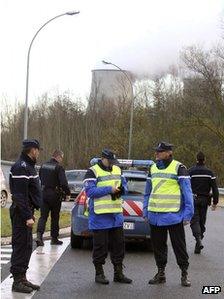 Police at the entrance to the Nogent-sur-Seine nuclear plant