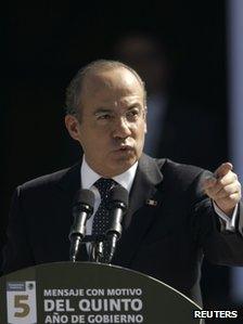 Mexican President Felipe Calderon speaks on the fifth anniversary of his government, 4 December 2011