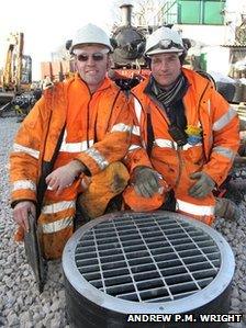 Railway staff Alistair Hall (left) and Barry Light (right)