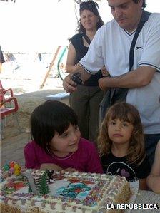 Dyana Arlotti (front left), girl missing after Costa Concordia accident