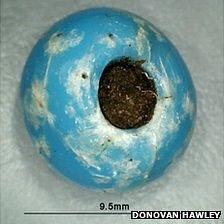 Glass beads found in Neolithic grave in Delancey Park