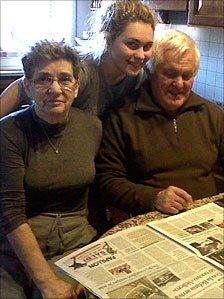 Distant cousins: Giannina, Martina and Gianni Bottesi