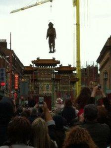 Diver giant in Liverpool over Chinese arch