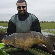 Sam Champan from the EA and a 28lb carp