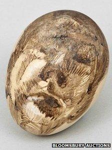 Lucien Freud egg shell self portrait