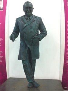 Statue of Professor Guttmann