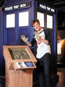 Matt Smith makes his cement hand cast