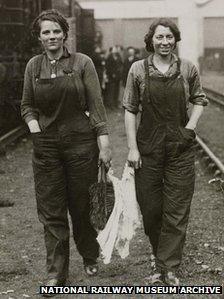 Women carriage cleaners on the London & South Western Railway, about 1916