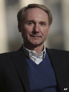 Dan Brown