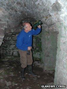 Dr Mark Robinson, Glandŵr Cymru ecologist