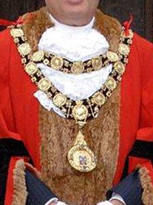 Mayor of Marlborough, chain of office