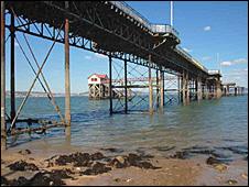 Mumbles pier - photo by Stephen Gallagher