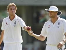 Stuart Broad and Andrew Flintoff