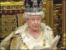 The Queen delivers the 2010 speech