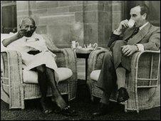 Mahatma Gandhi and Lord Mountbatten in New Delhi 1947