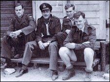 Jack Harrison (right) with other prisoners at Stalag Luft III