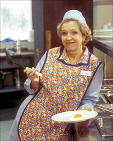 Anne Reid in Dinnerladies