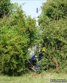 The crashed plane - image courtesy Bill Baker SuperEngineer