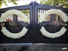 Neverland Ranch gates