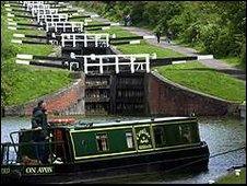 Caen Hill lock flight