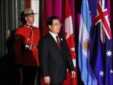 President Hu Jintao arrives at the G20 Summit in Toronto