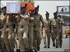 Coffin of policeman killed by Maoists