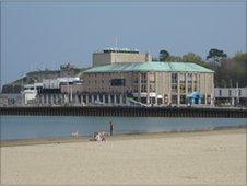 Weymouth beach and pavilion