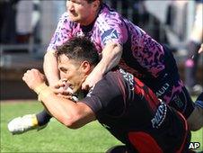 Gavin Henson scores Toulon's fourth try