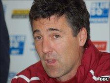Wrexham manager Dean Saunders