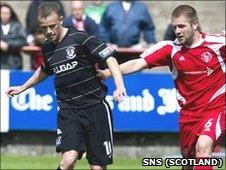 Mark Roberts of Ayr and Brechin's Neil Janczyk