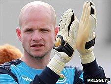 Linfield goalkeeper Alan Blayney