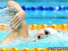 Roberto Pavoni swimming