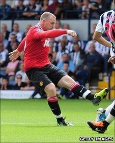 Manchester United's Wayne Rooney opens the scoring