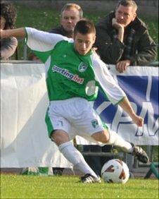 Glyn Dyer playing for Guernsey FC