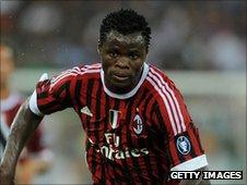 Defender Taye Taiwo