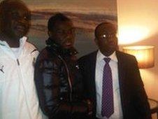 Emmanuel Frimpong (centre) and Ghana FA president Kwesi Nyantakyi (right)