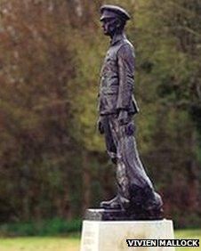 The Tidworth memorial statue