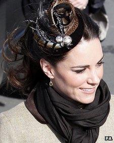 Kate Middleton wearing fascinator