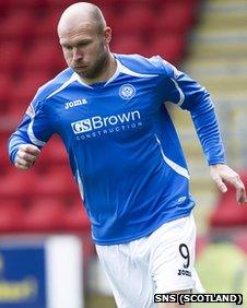 Sam Parkin in action for St Johnstone